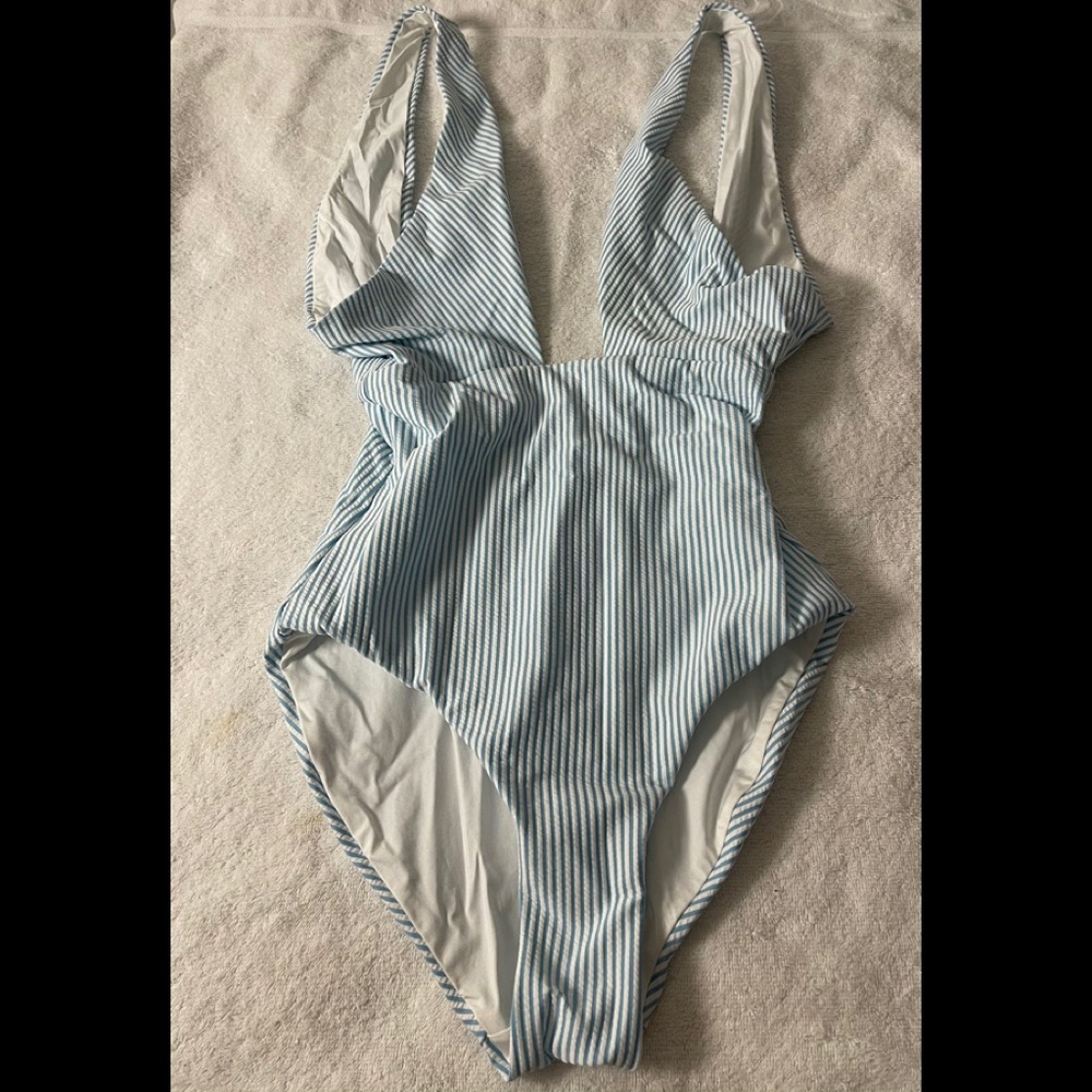 Onia Nicole Seersucker Blue Swim FREE SHIPPING - Picture 3 of 6